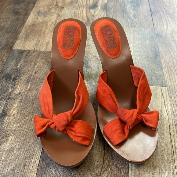 Orange Michael Kors Heels - Picture 4 of 8